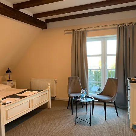 Dworek Golikowo Мотель 3*